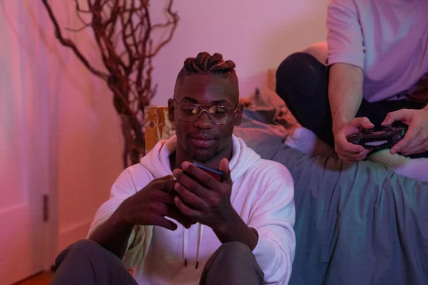 问鼎娱乐真人娱乐